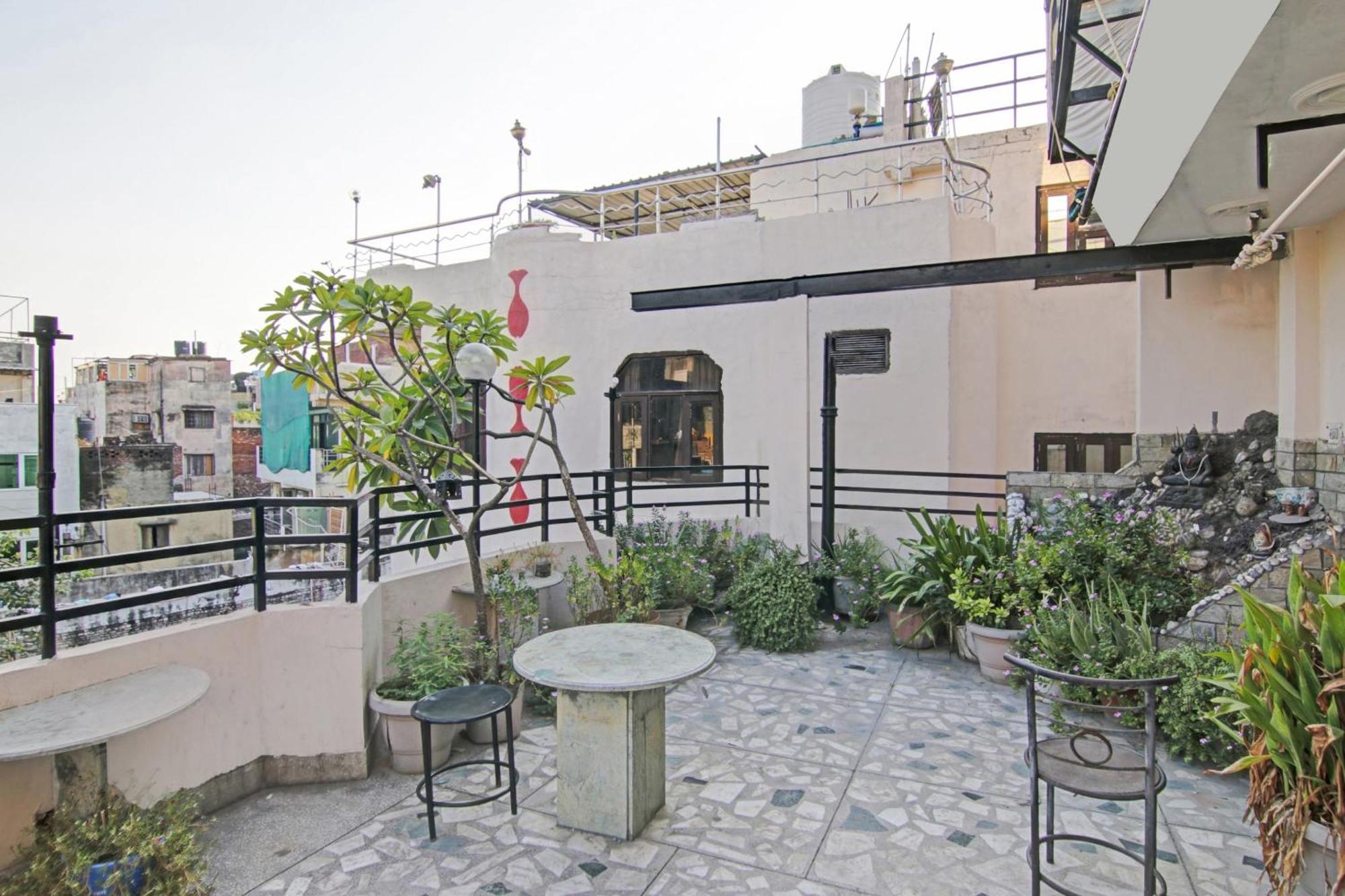 Hotel O Rak International New Delhi Eksteriør billede